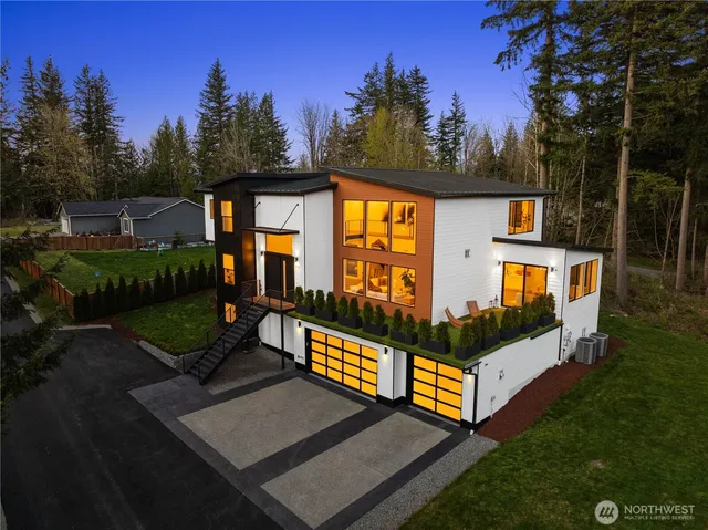 $2,199,950 | 9730 354th Avenue Southeast, Snoqualmie, WA 98065
