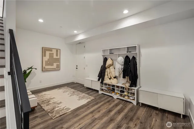 $2,199,950 | 9730 354th Avenue Southeast, Snoqualmie, WA 98065