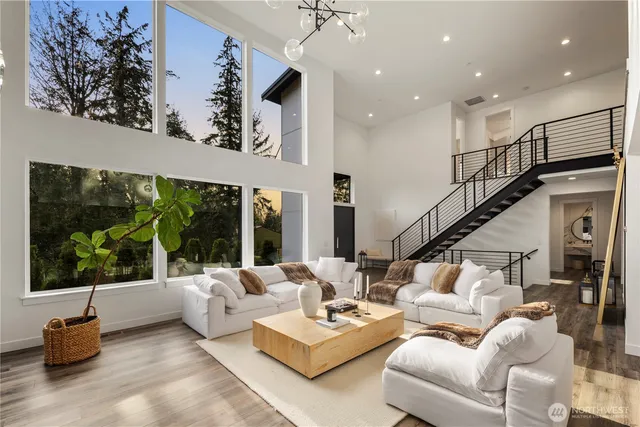 $2,199,950 | 9730 354th Avenue Southeast, Snoqualmie, WA 98065