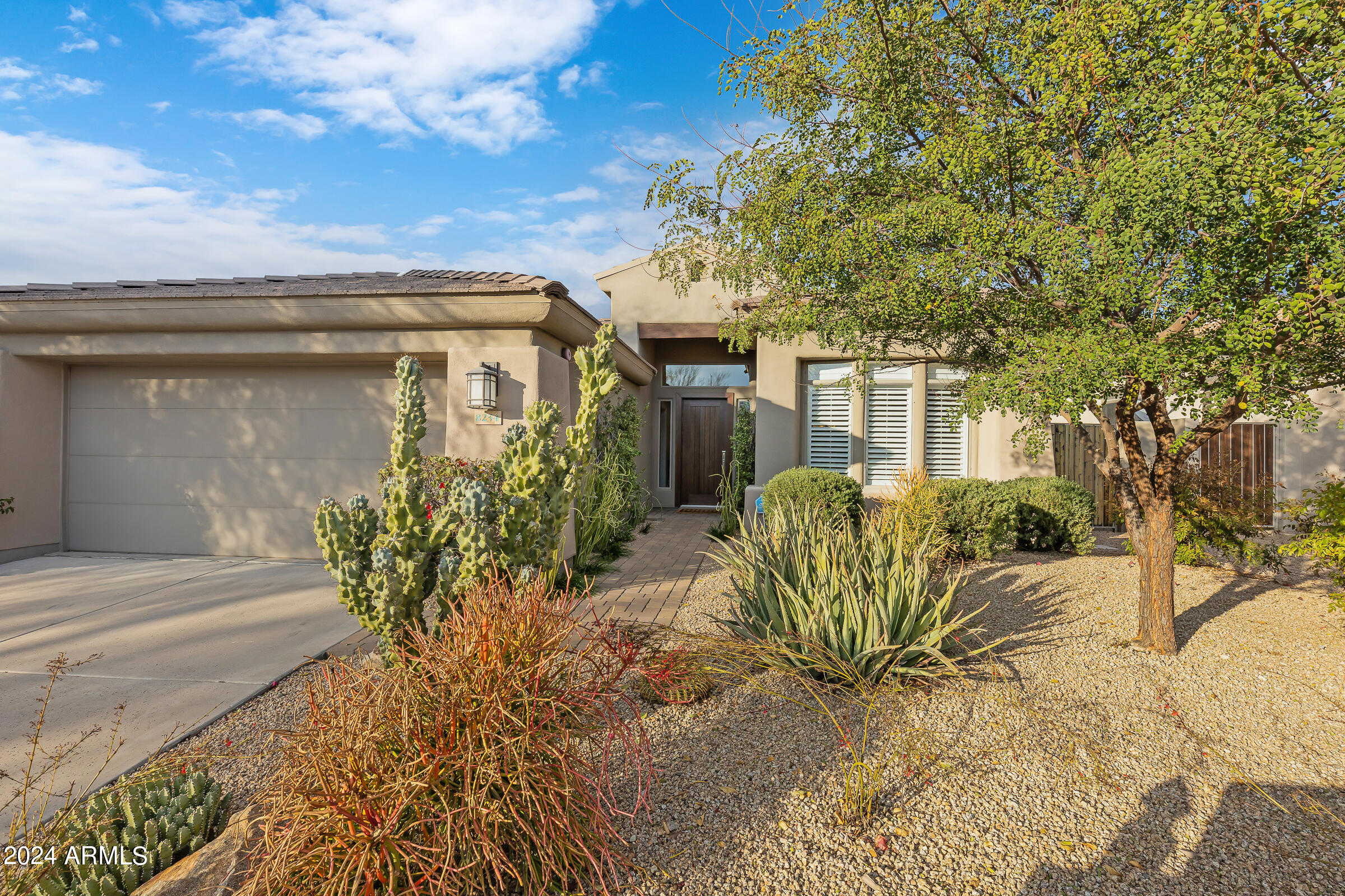 8234 E Mountain Spring Rd-2