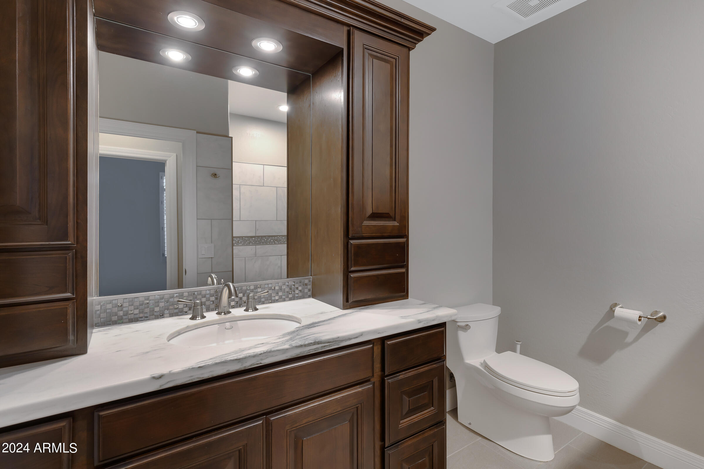 8234 East Mountain Spring Road Scottsdale, AZ 85255 - Photo 17 of 66 8234 E Mountain Spring Rd-18