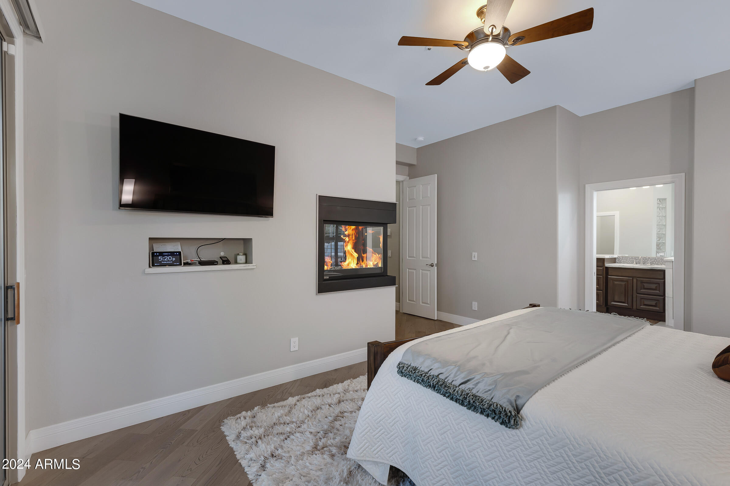 8234 East Mountain Spring Road Scottsdale, AZ 85255 - Photo 22 of 66 8234 E Mountain Spring Rd-24
