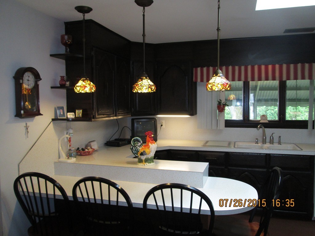 57 Rzasa Drive Chicopee, MA 01013 - Photo 7 of 20 Gallery Image 7