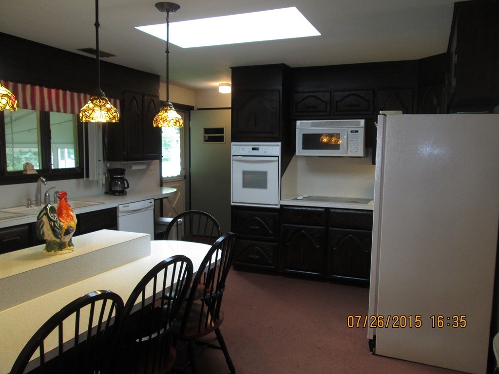57 Rzasa Drive Chicopee, MA 01013 - Photo 9 of 20 Gallery Image 9
