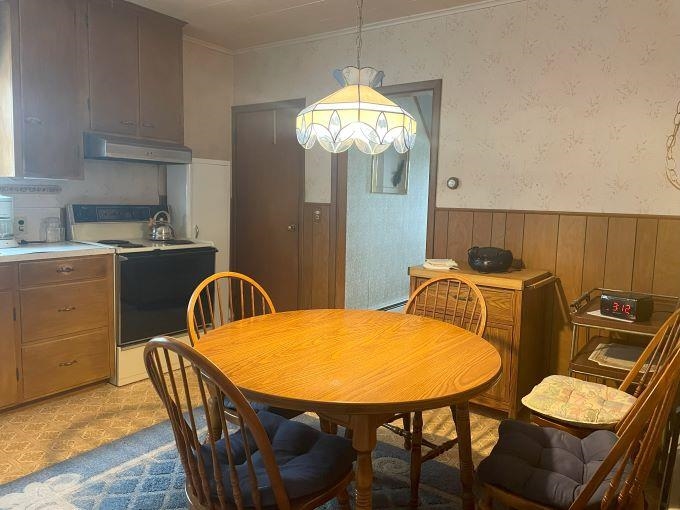 187 Mt Forist Street Berlin, NH 03570 - Photo 7 of 16