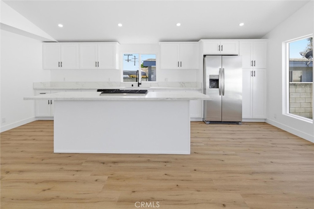 12138 Wright Road Lynwood, CA 90262 - Photo 7 of 54