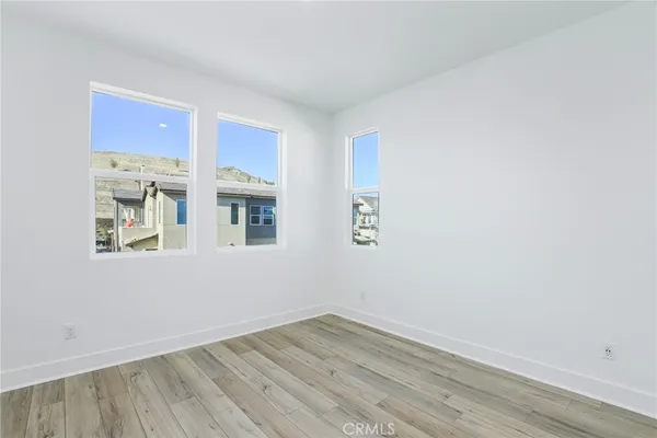 $5,200 | 27213 Tamarack Lane, Valencia, CA 91381