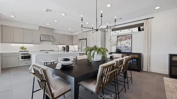 $5,200 | 27213 Tamarack Lane, Valencia, CA 91381