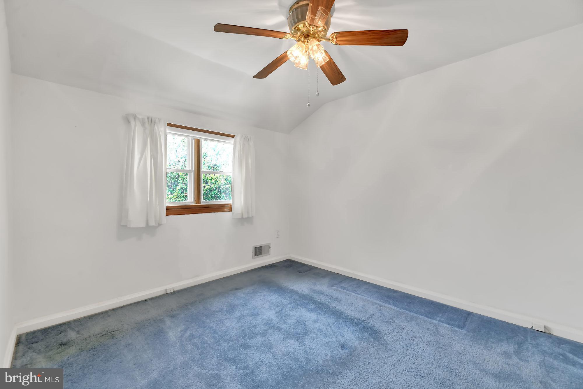 2732 Moorgate Road Baltimore, MD 21222 - Photo 17 of 28 Bedroom