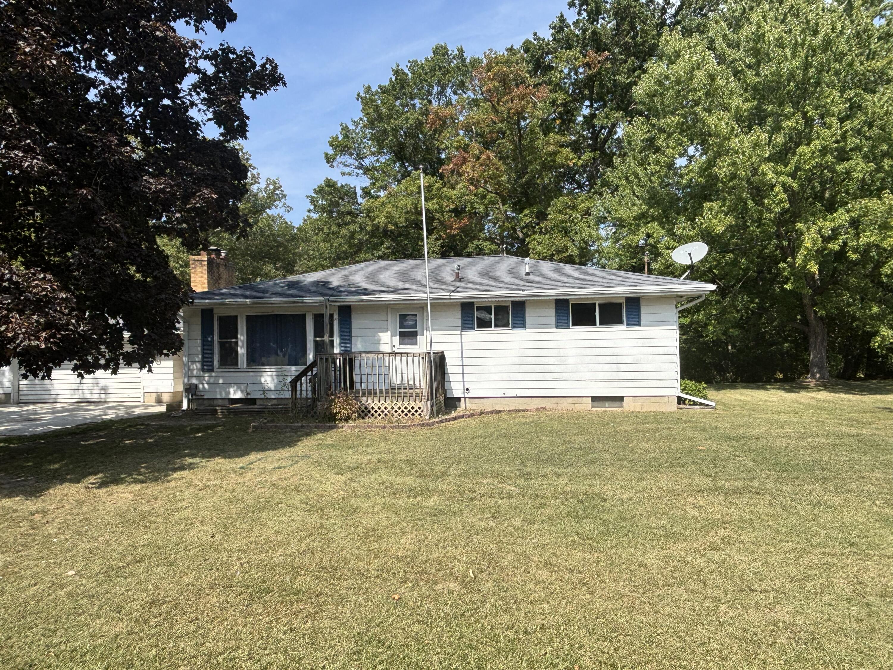 3200 West Long Lake Road Orleans, MI 48865 - Photo 2 of 60 IMG_1522