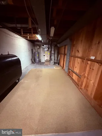 $3,000 | 536 Hampton Lane, Towson, MD 21286