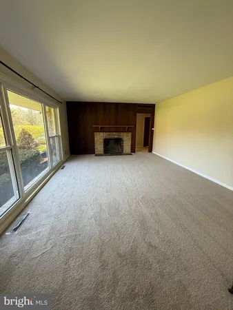 $3,000 | 536 Hampton Lane, Towson, MD 21286