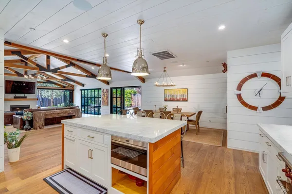 $2,995,000 | 1580 Hillview Place, St. Helena, CA 94574