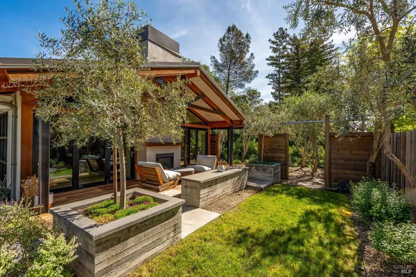 $2,995,000 | 1580 Hillview Place, St. Helena, CA 94574