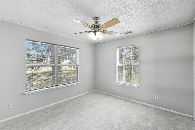 $2,250 | 5702 Teasley Lane, Denton, TX 76210