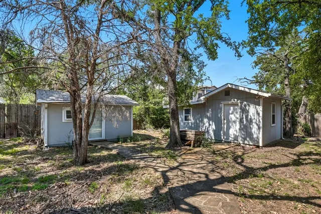 $2,250 | 5702 Teasley Lane, Denton, TX 76210