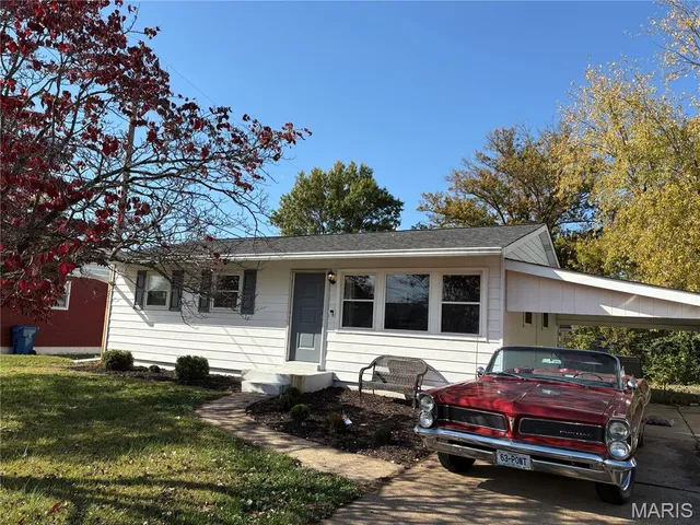 $2,250 | 11357 Revere Lane, St. Louis, MO 63128