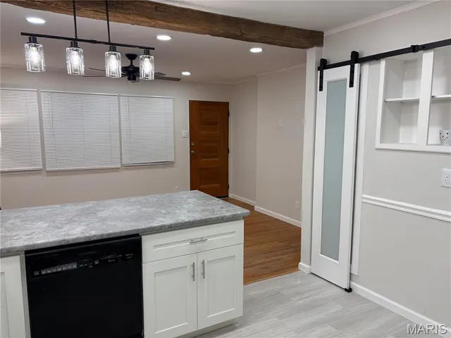 $2,250 | 11357 Revere Lane, St. Louis, MO 63128