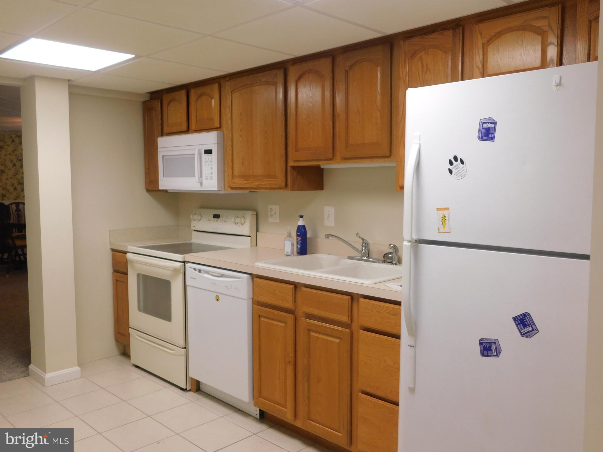 3239 Holland Cliffs Road Huntingtown, MD 20639 - Photo 7 of 13 Basement Kitchen