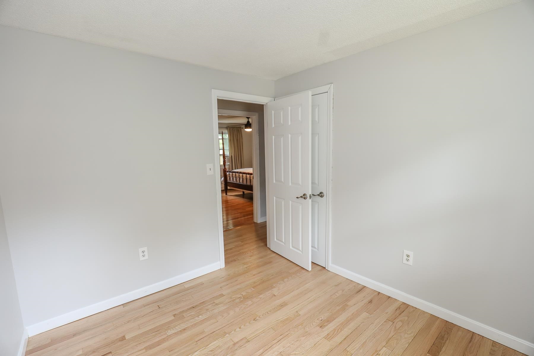 11 Cliff Road Nashua, NH 03062 - Photo 23 of 38