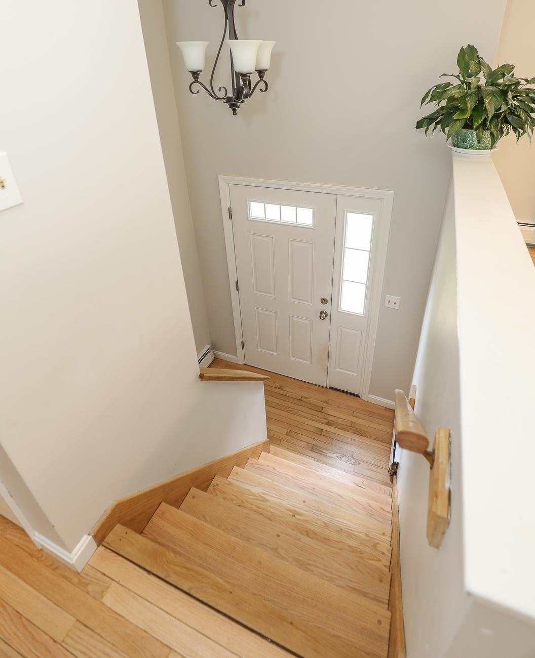 11 Cliff Road Nashua, NH 03062 - Photo 8 of 38