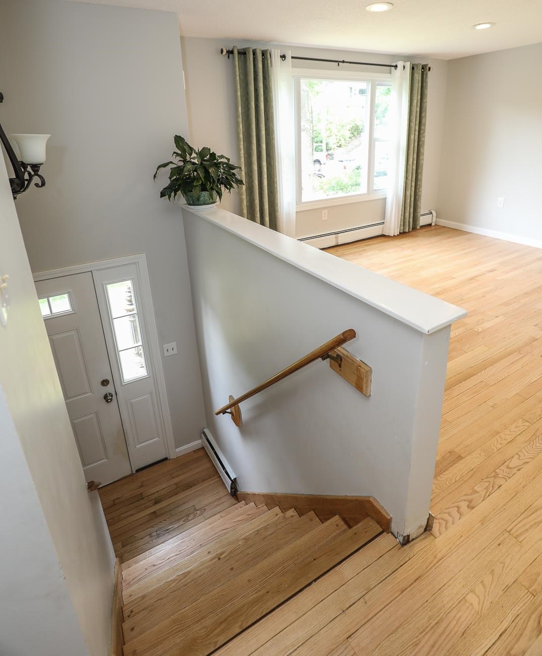 11 Cliff Road Nashua, NH 03062 - Photo 9 of 38