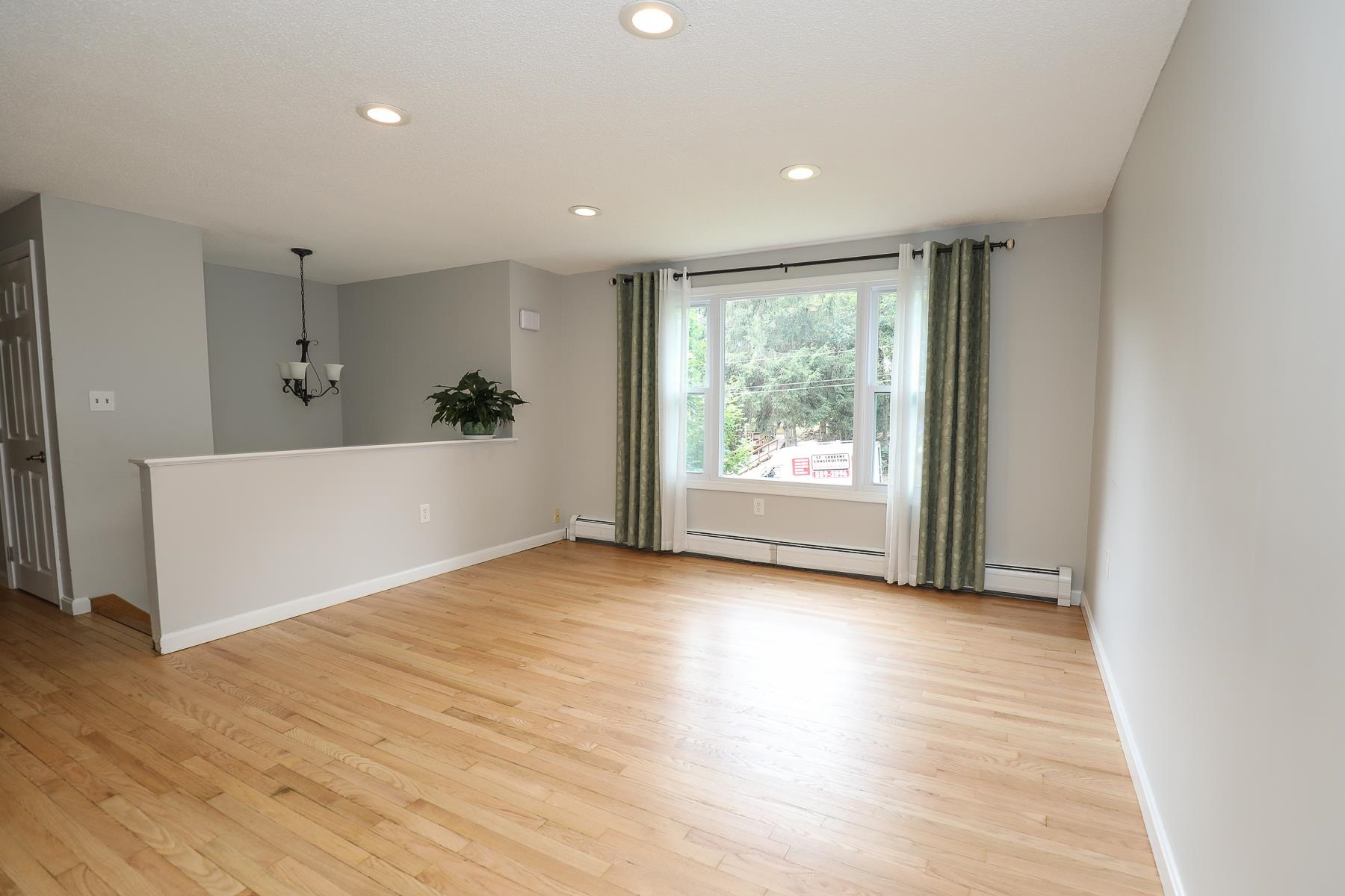 11 Cliff Road Nashua, NH 03062 - Photo 10 of 38