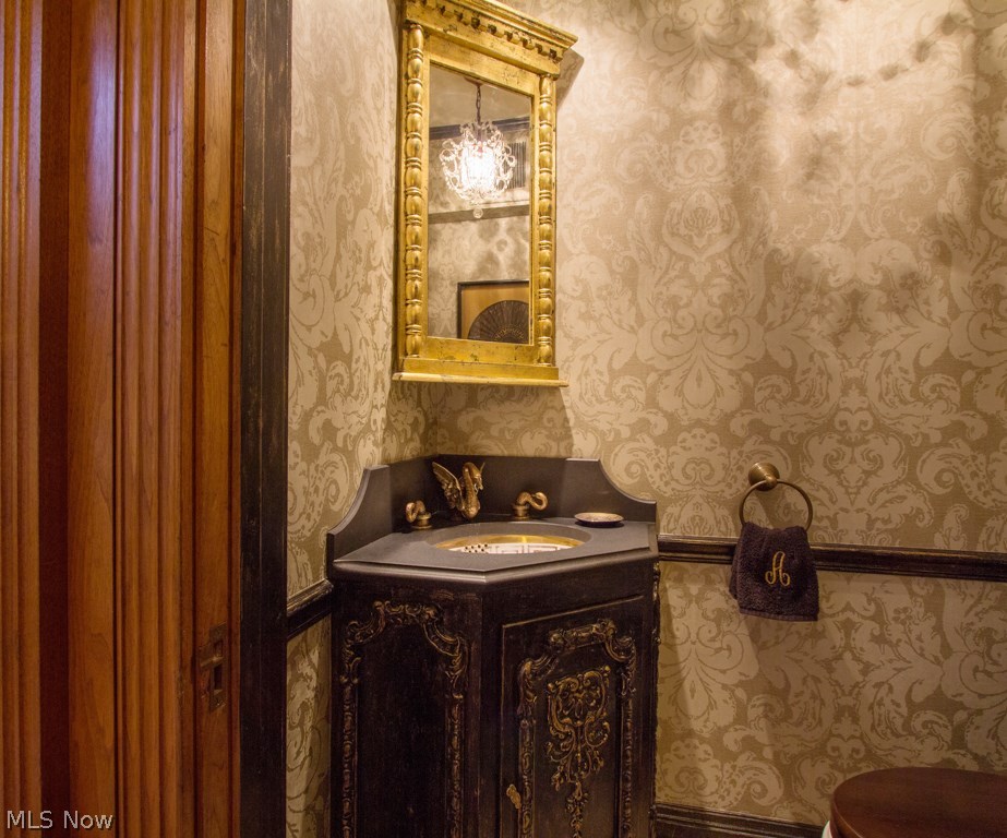 178 Hampshire Road Akron, OH 44313 - Photo 14 of 33 Gallery Image 14