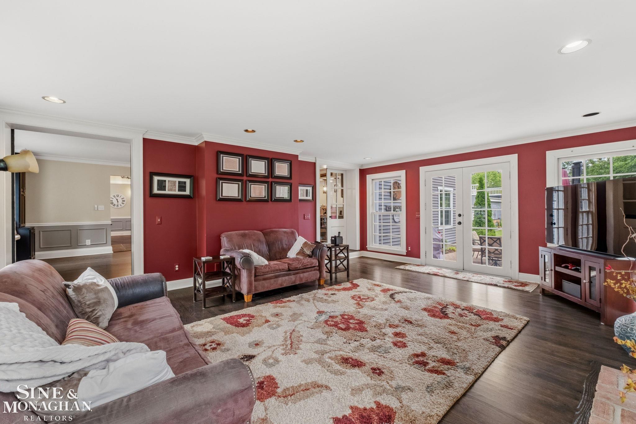 580 Hampton Road Grosse Pointe Woods, MI 48236 - Photo 14 of 77