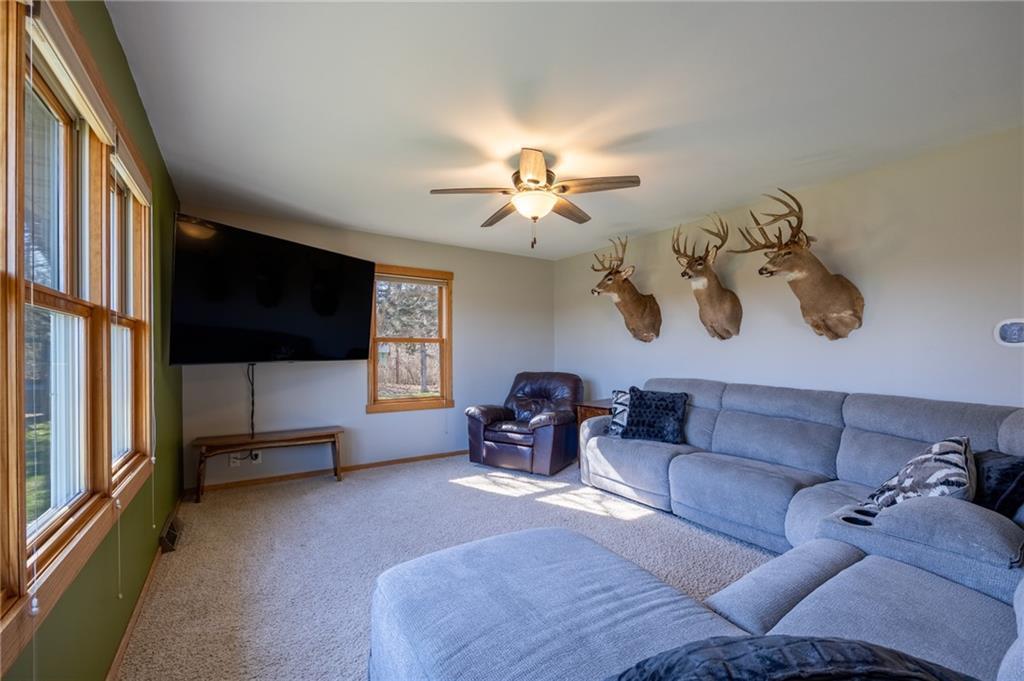 21274 30th Avenue Chippewa Falls, WI 54729 - Photo 12 of 38