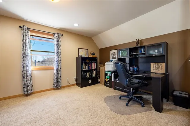 $749,900 | 21274 30th Avenue, Chippewa Falls, WI 54729