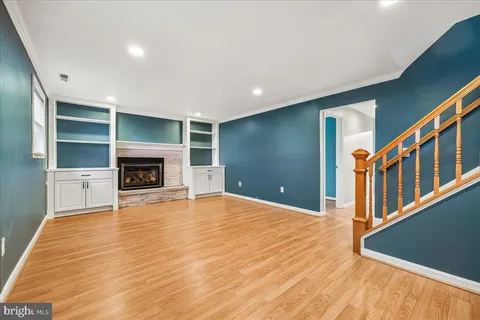 $739,000 | 823 Diamond Drive, Gaithersburg, MD 20878