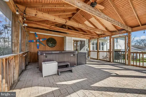 $739,000 | 823 Diamond Drive, Gaithersburg, MD 20878