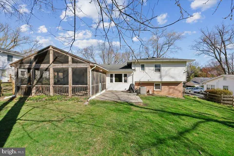 $739,000 | 823 Diamond Drive, Gaithersburg, MD 20878