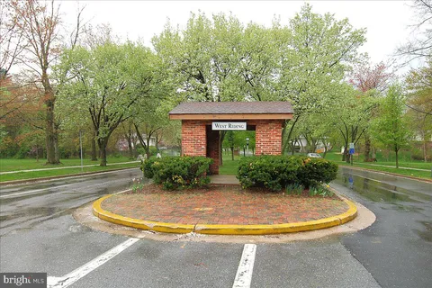 $739,000 | 823 Diamond Drive, Gaithersburg, MD 20878