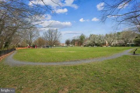 $739,000 | 823 Diamond Drive, Gaithersburg, MD 20878