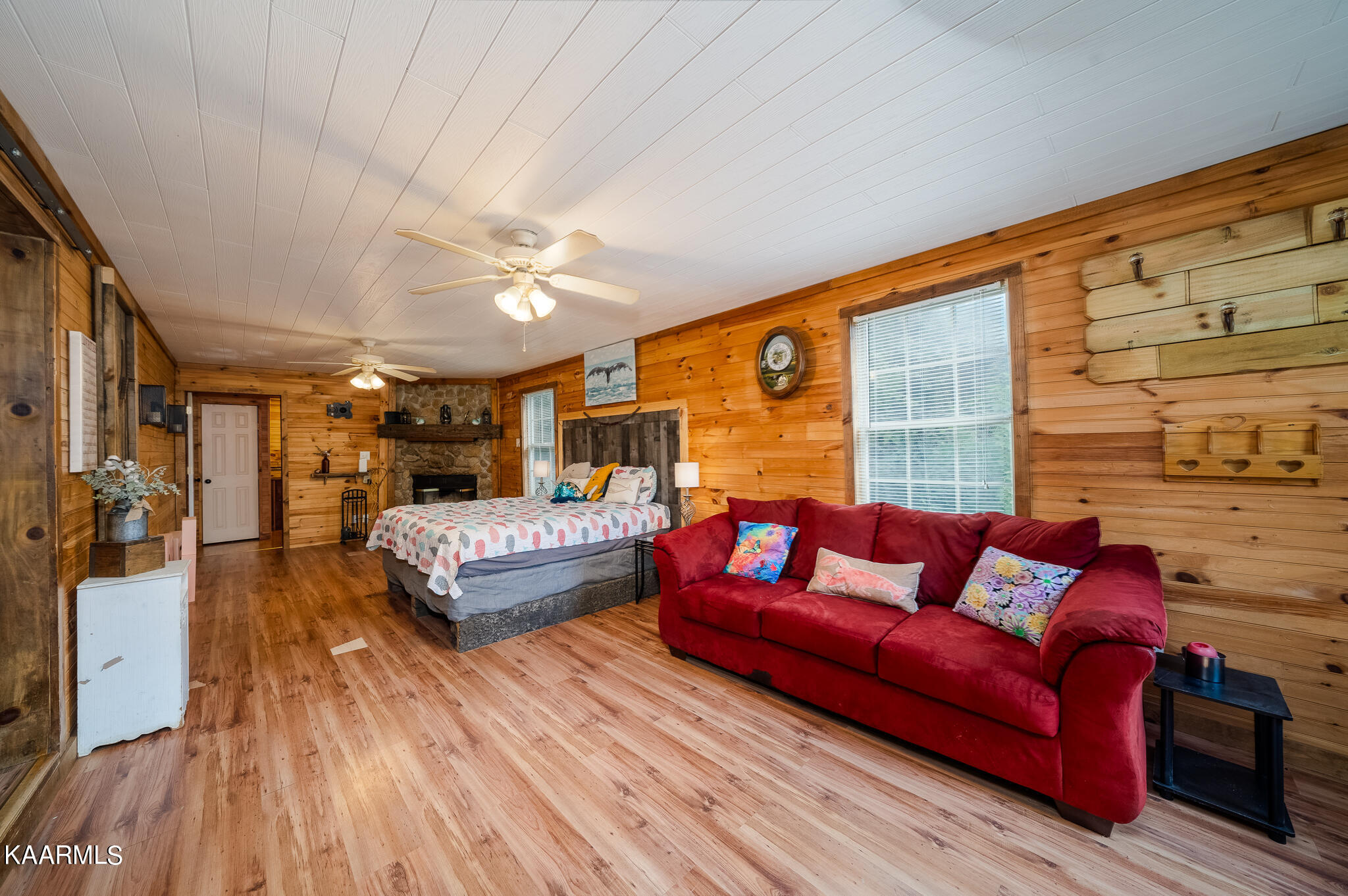 605 Yarnell Road Clinton, TN 37716 - Photo 11 of 32 605 Yarnell Rd-19