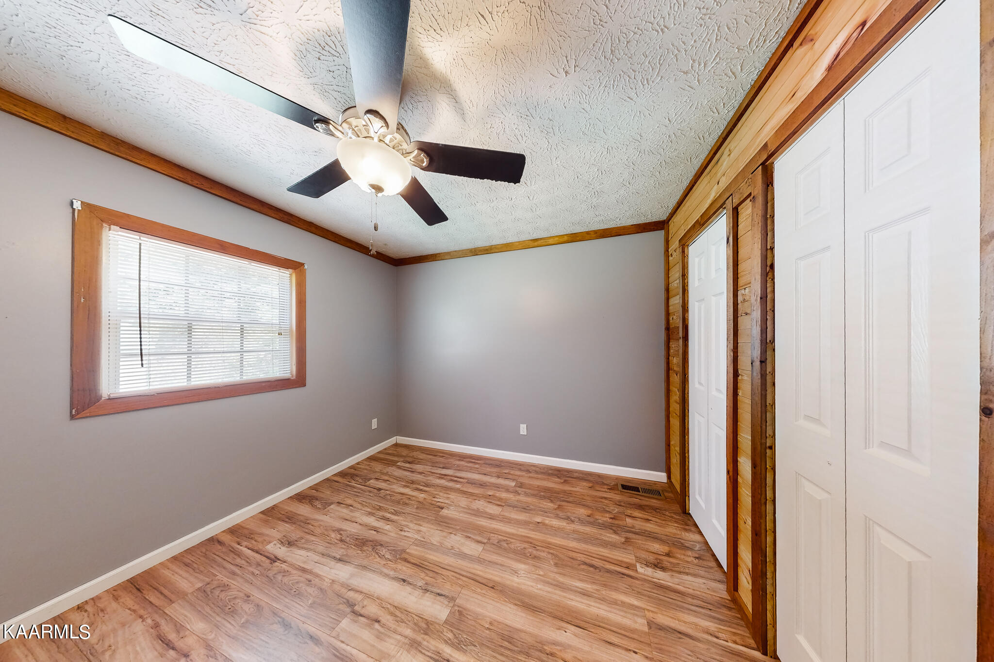 605 Yarnell Road Clinton, TN 37716 - Photo 17 of 32 605 Yarnell Rd-38