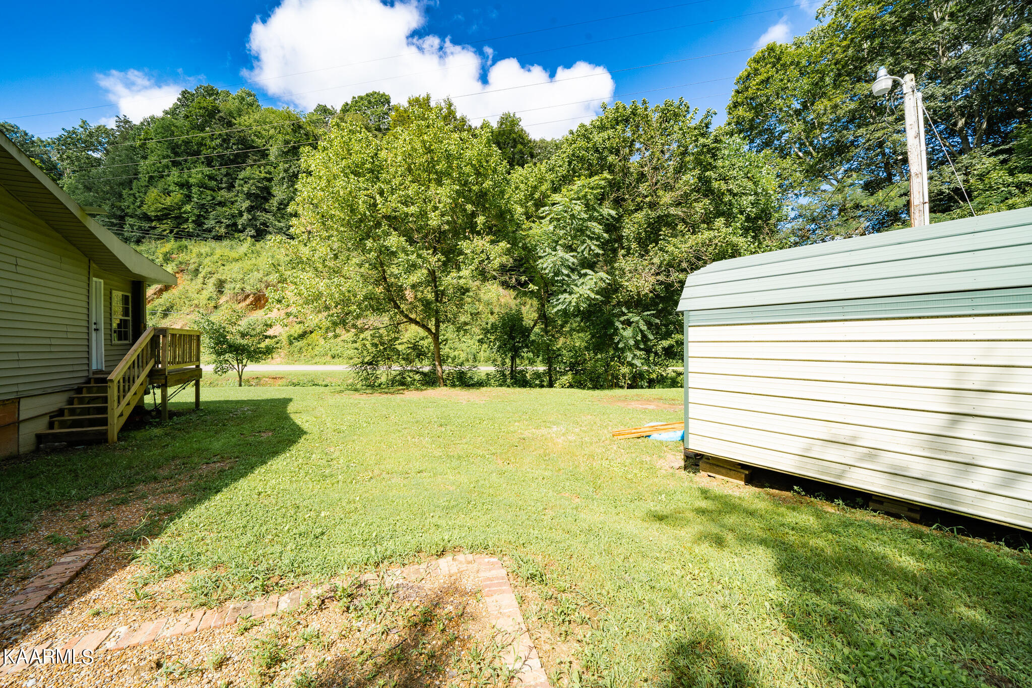 605 Yarnell Road Clinton, TN 37716 - Photo 5 of 32 605 Yarnell Rd-27