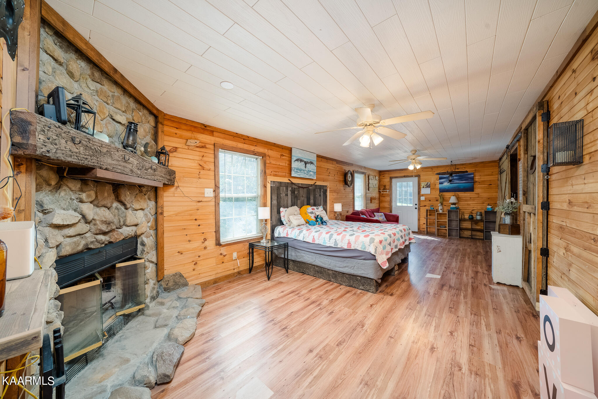 605 Yarnell Road Clinton, TN 37716 - Photo 10 of 32 605 Yarnell Rd-21