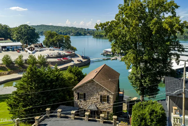 $1,090,000 | 667 Rockingham Road, Gray, TN 37615