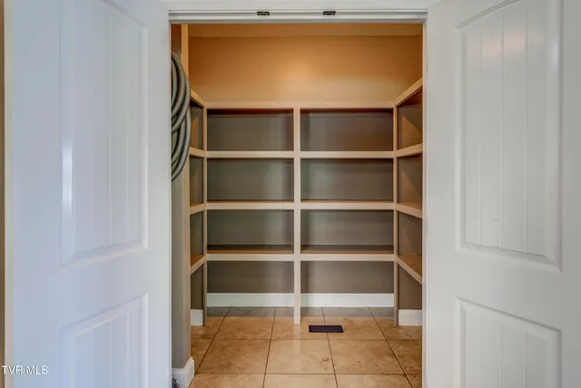 $1,090,000 | 667 Rockingham Road, Gray, TN 37615