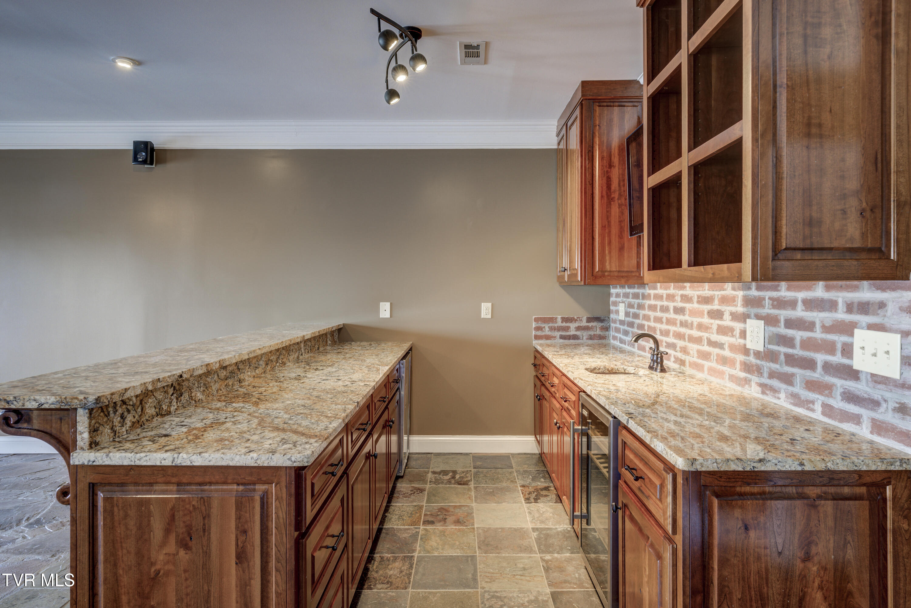 667 Rockingham Road Gray, TN 37615 - Photo 90 of 104 Rockimgham-51