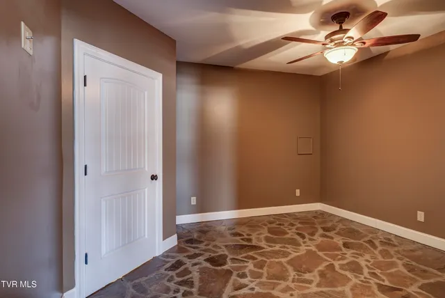 $1,090,000 | 667 Rockingham Road, Gray, TN 37615