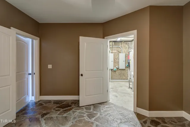 $1,090,000 | 667 Rockingham Road, Gray, TN 37615