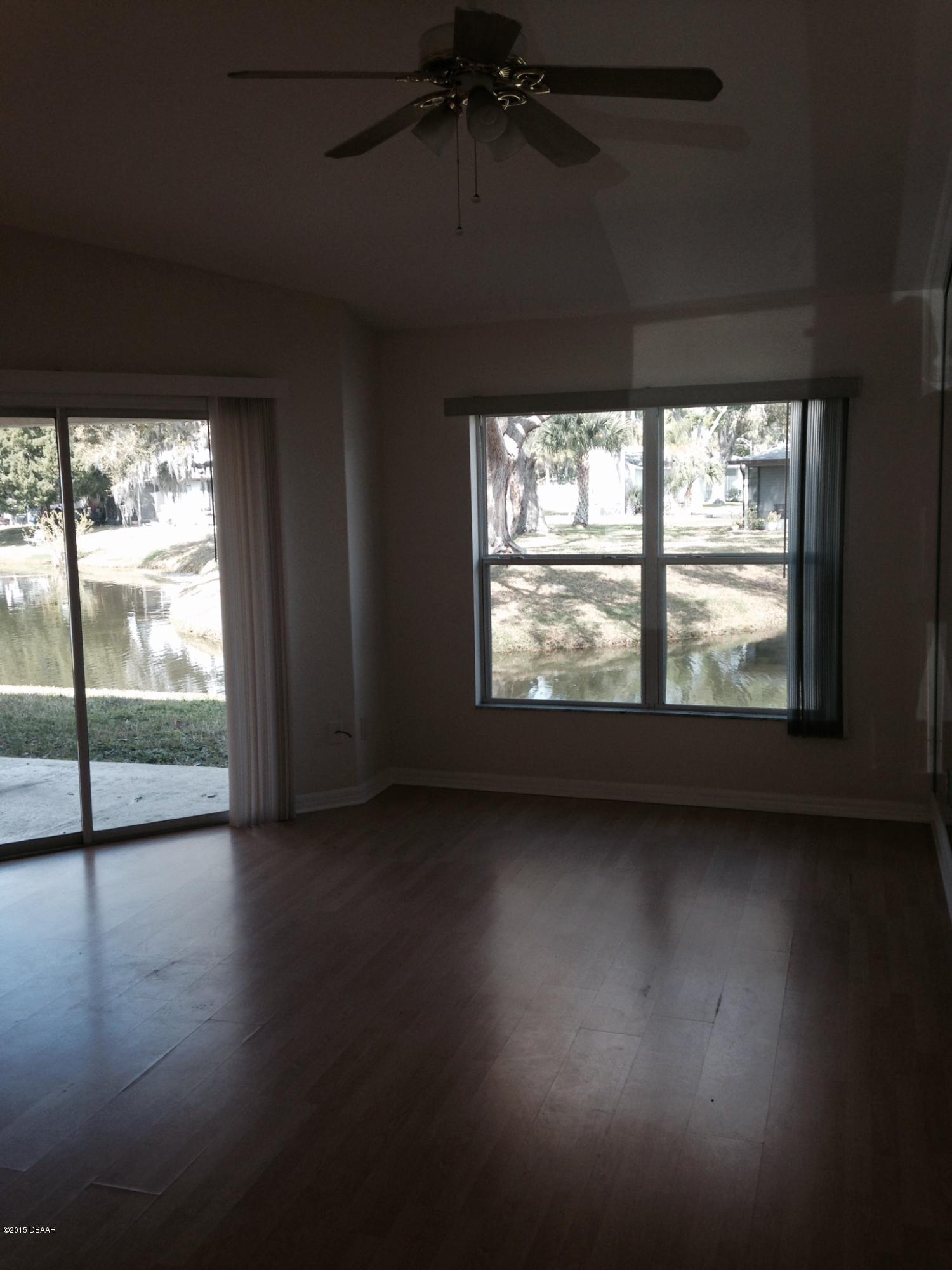 1605 Deer Springs Road Port Orange, FL 32129 - Photo 3 of 20 3 Family Room.jpg