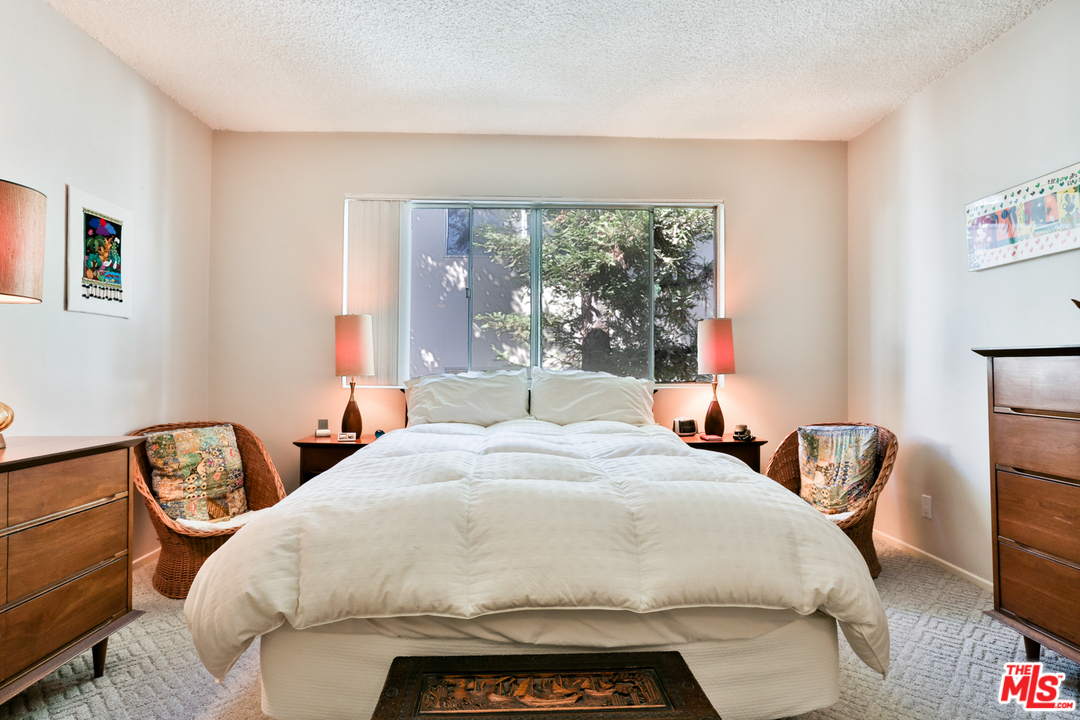 1015 North Kings Road, Unit 309 West Hollywood, CA 90069 - Photo 21 of 36
