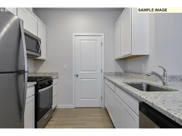 $399,900 | 1251 Parkside Avenue, Woodburn, OR 97071