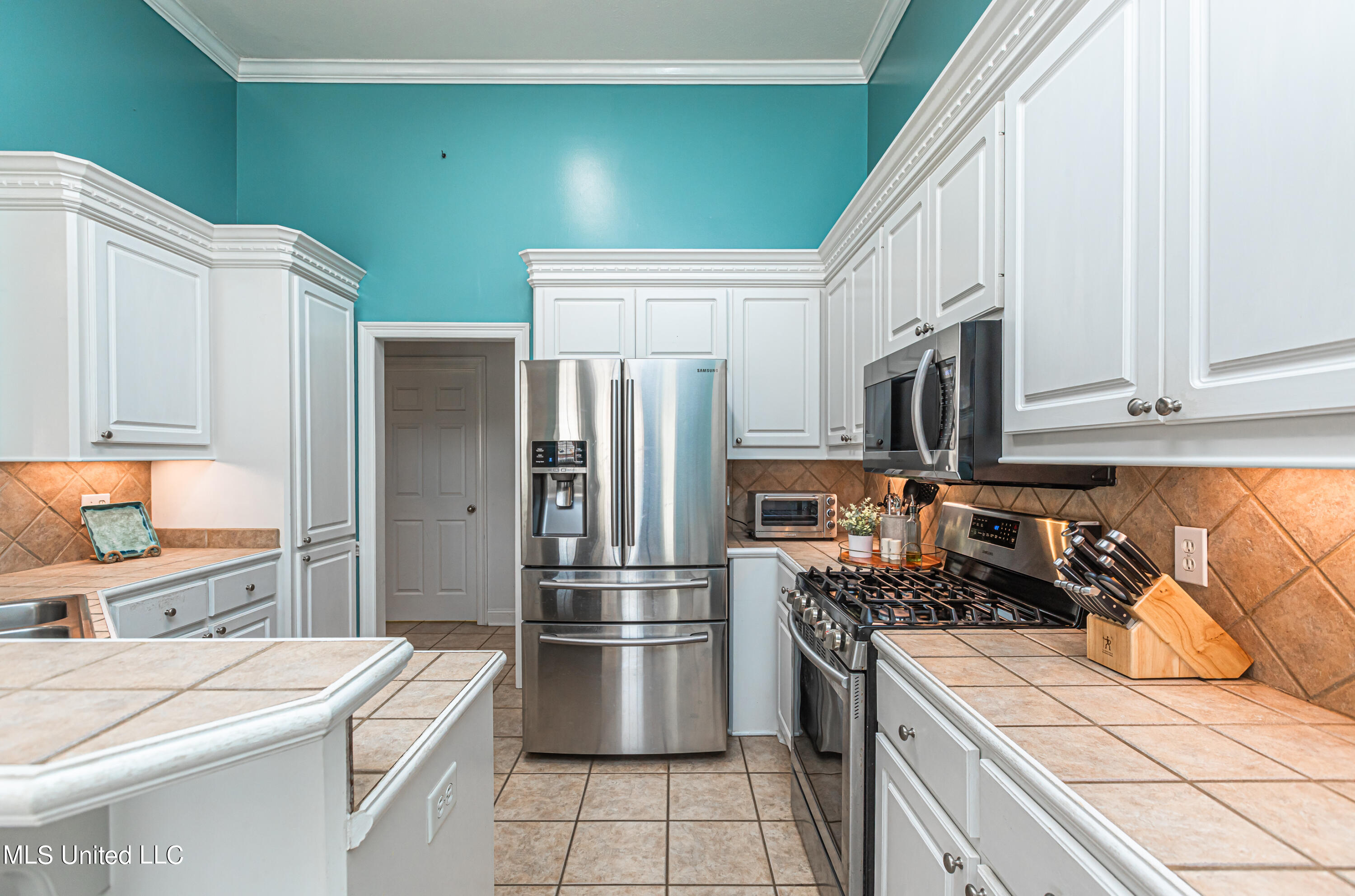 310 Kings Ridge Circle Brandon, MS 39047 - Photo 21 of 42 926A5248