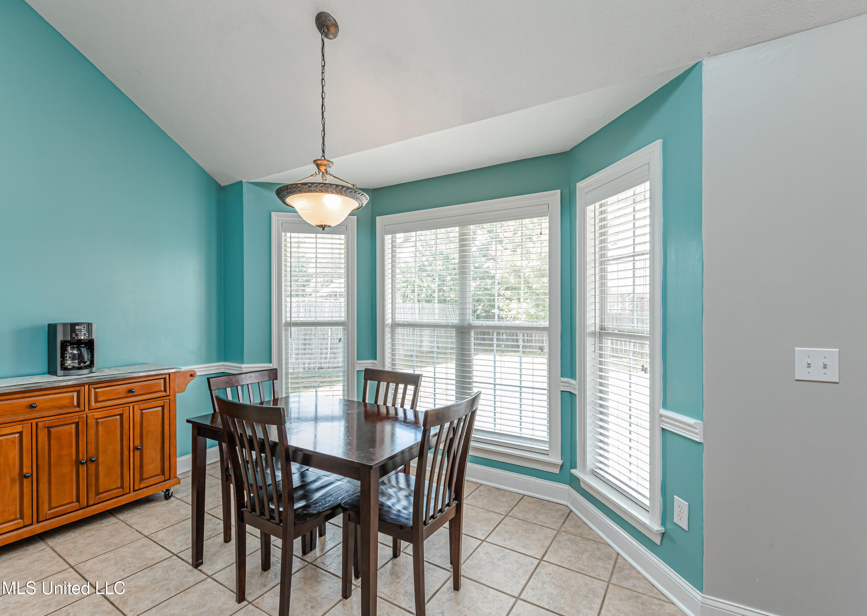 310 Kings Ridge Circle Brandon, MS 39047 - Photo 25 of 42 926A5245